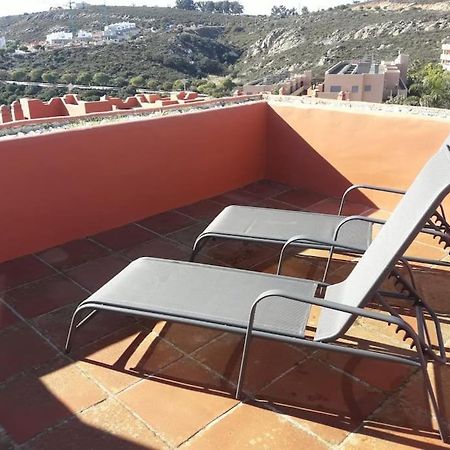 Villa Luxurious Townhouse With Sea Views Manilva Esterno foto