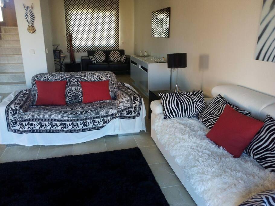 Villa Luxurious Townhouse With Sea Views Manilva Esterno foto